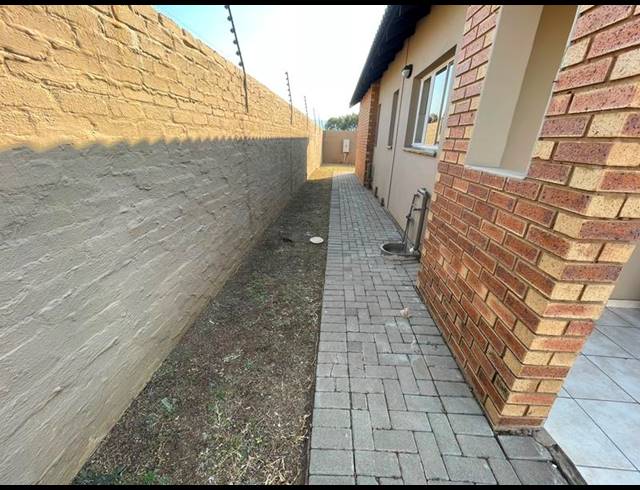 3 BEDROOM HOUSE FOR SALE IN WATERKLOOF